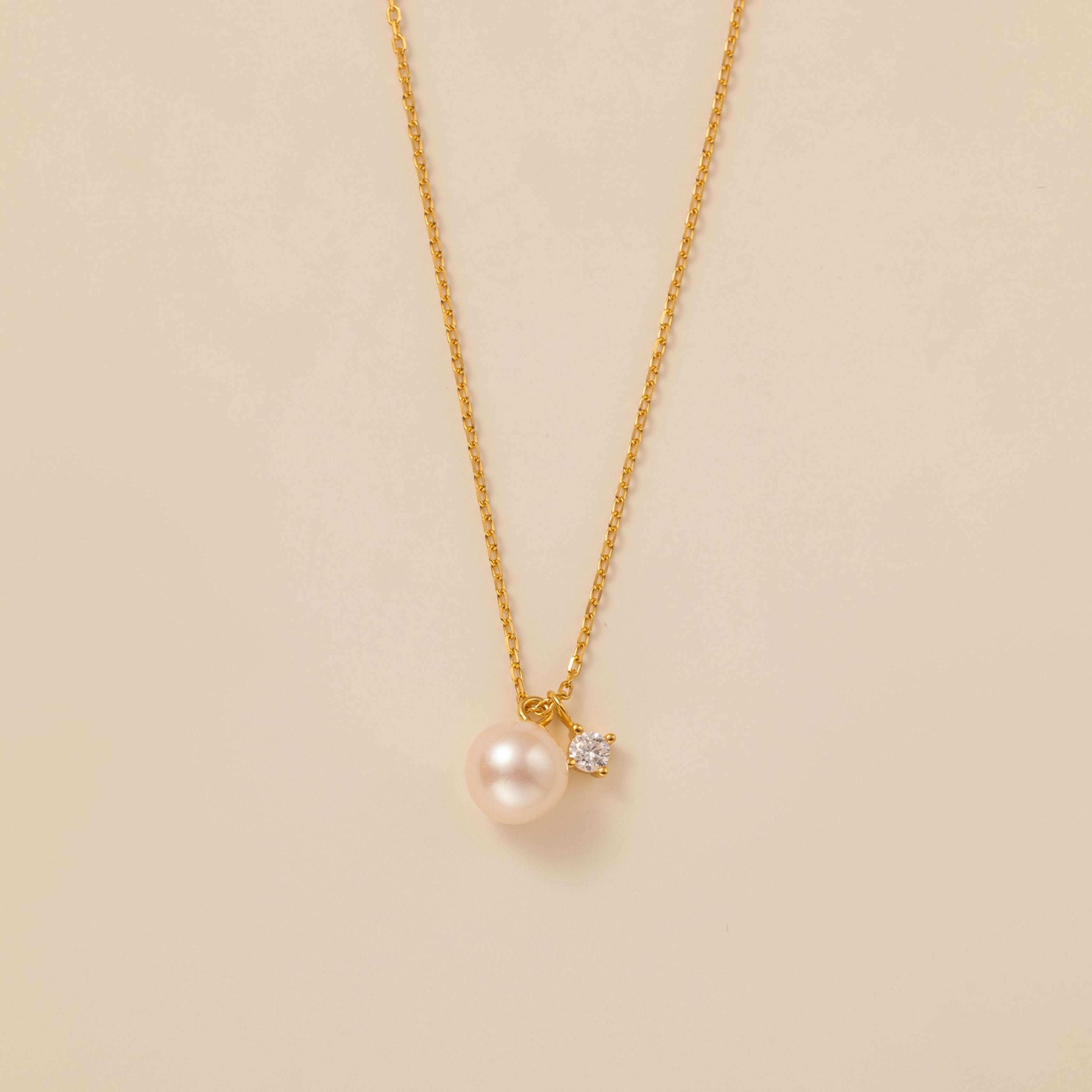 STMG Natural Freshwater Pearl Necklace in gold