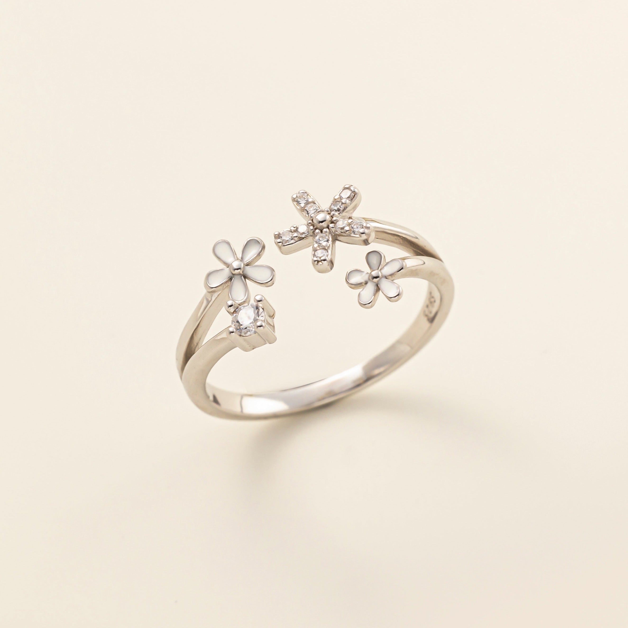 STMG Sparkly Flower Adjustable Ring