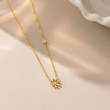 STMG Tiny Daisy Flower Necklace