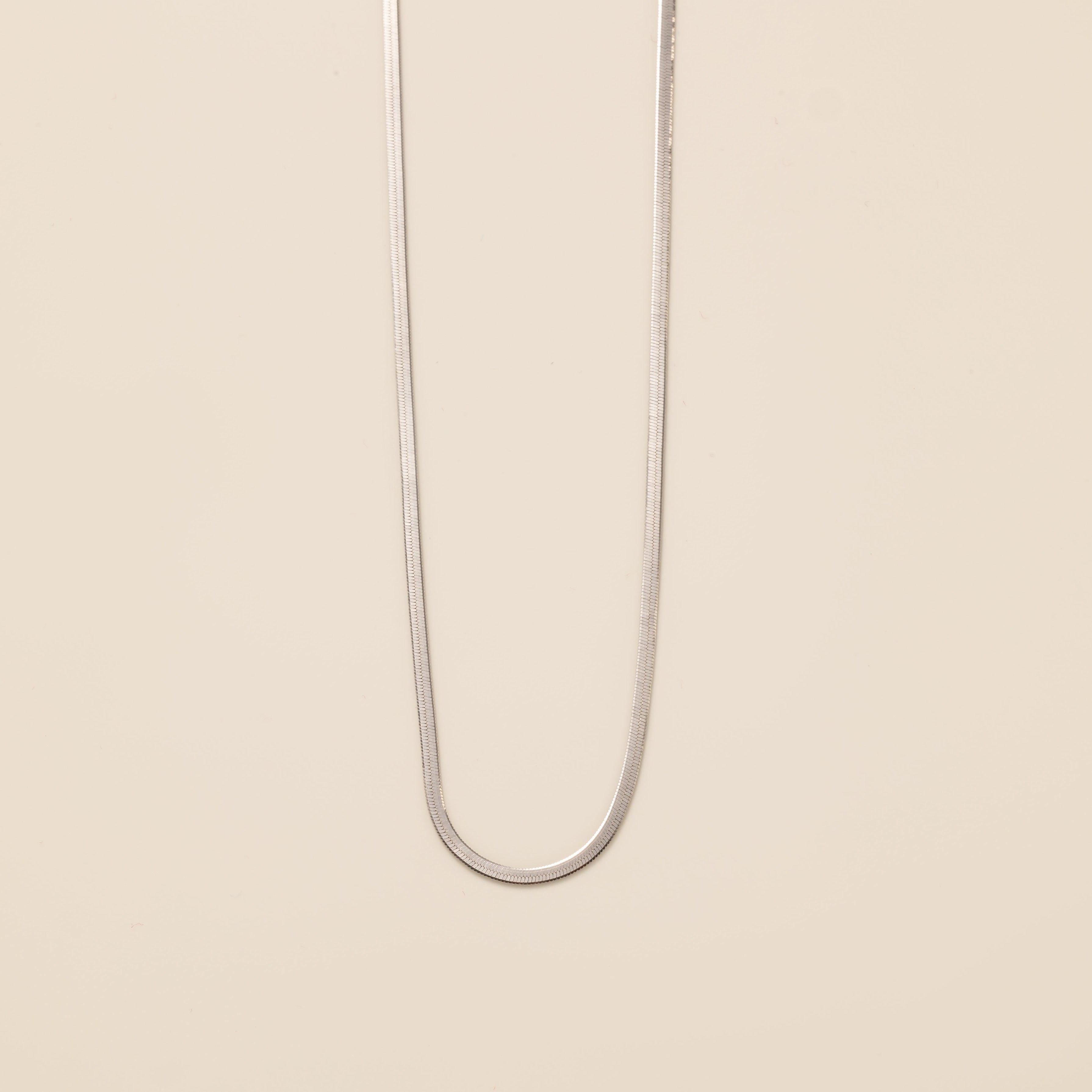 STMG Minimalist Herringbone Chain Necklace