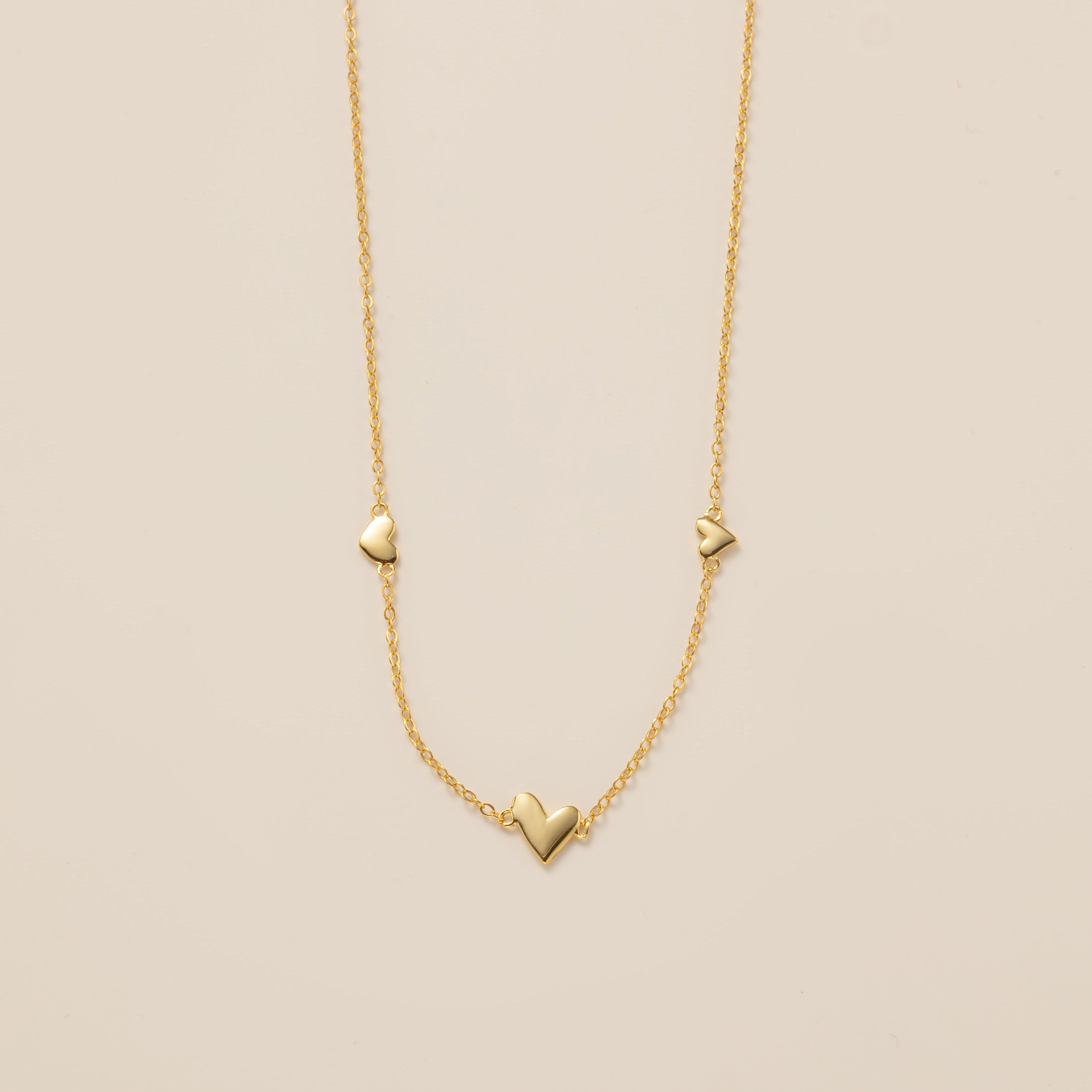 STMG Sweet Heart Necklace in gold