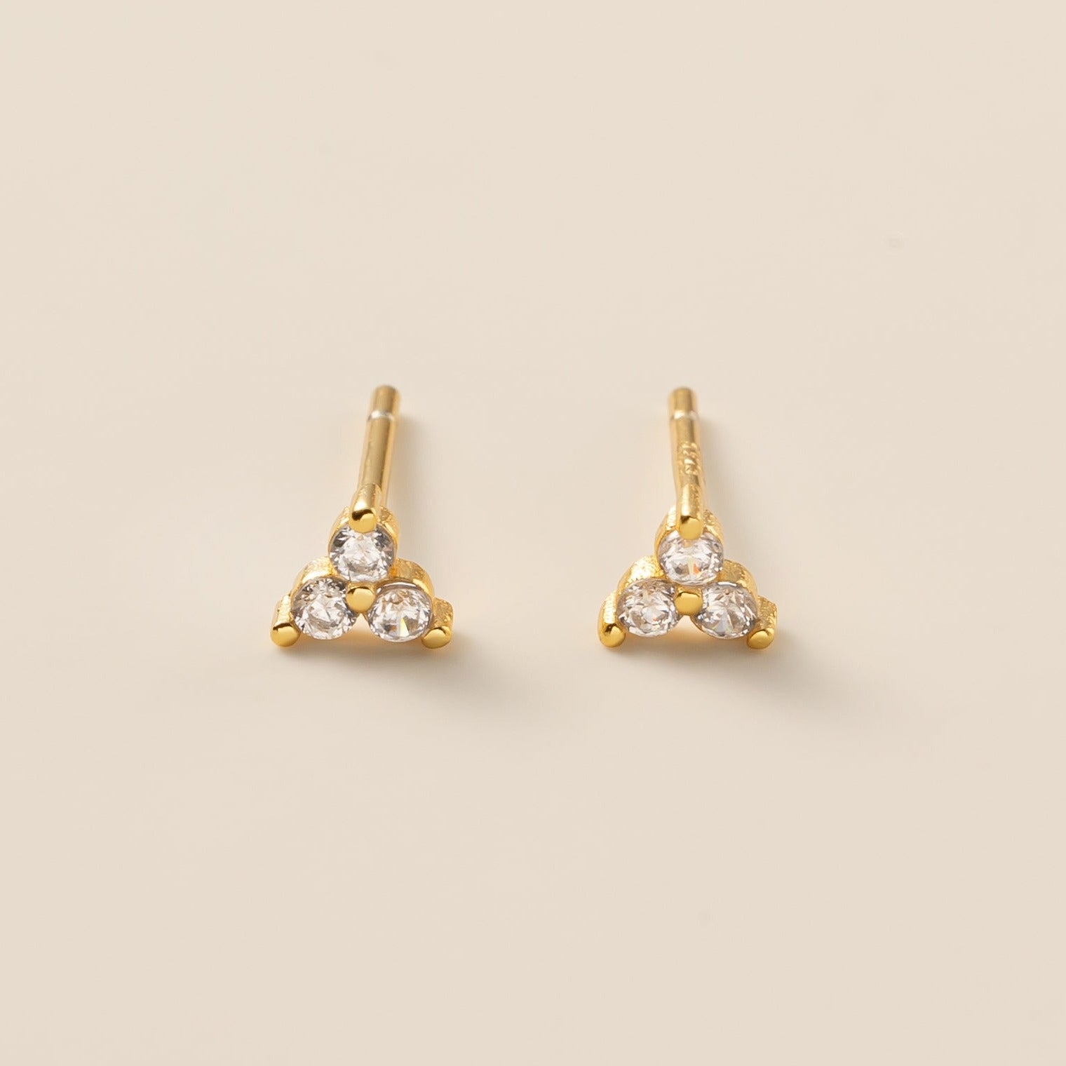 3-Leaf Clover Stud Earrings Product picture