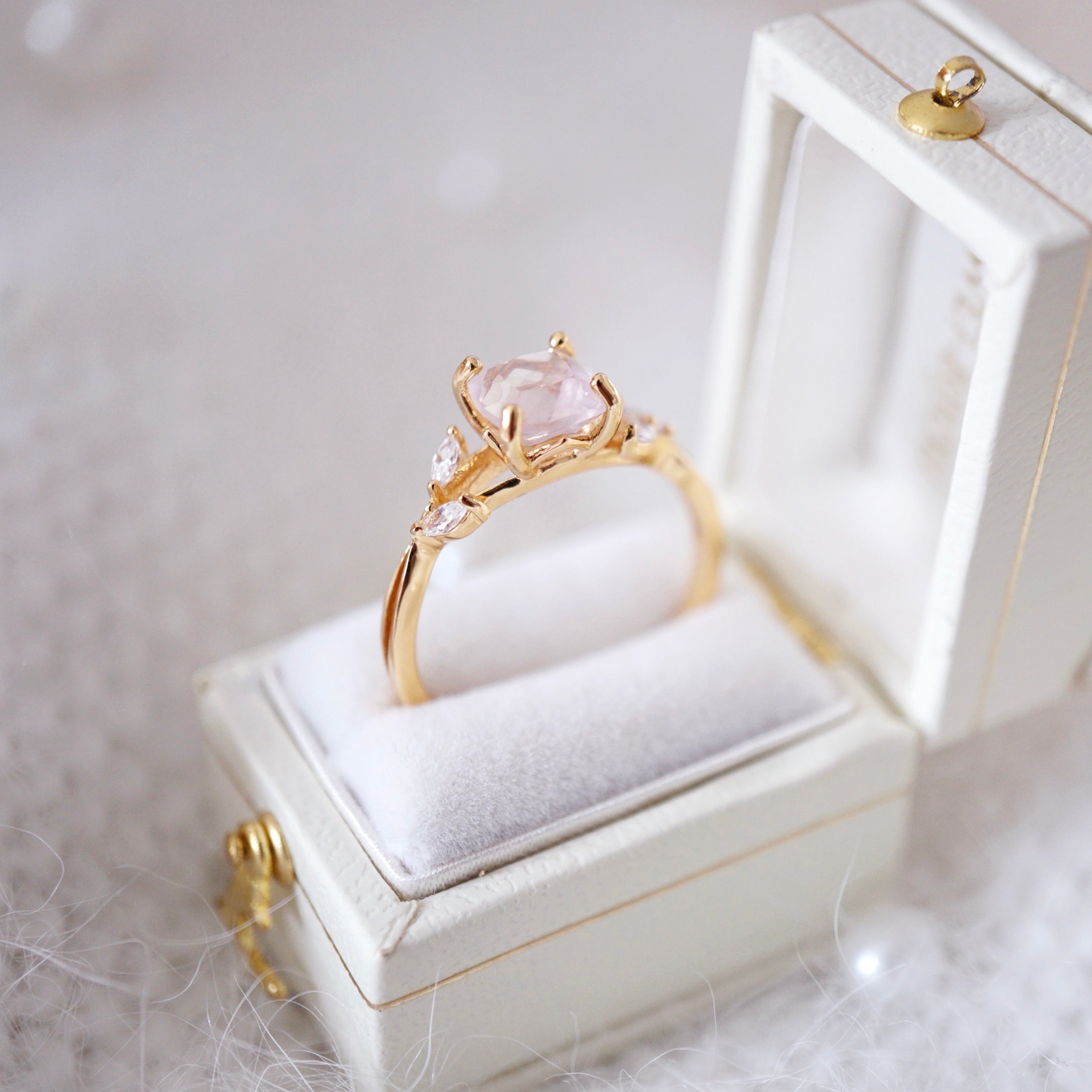 Engagement Bague De Promesse Definition Natural Rose Quartz